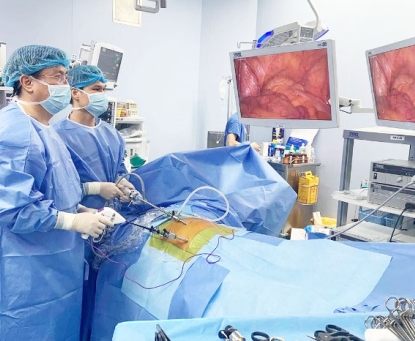 Các bước tiến hành phẫu thuật nội soi thu nhỏ dạ dày